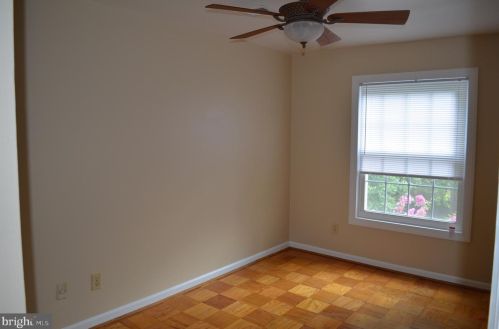 8902 16th St, Silver Spring MD 20910-2231 exterior