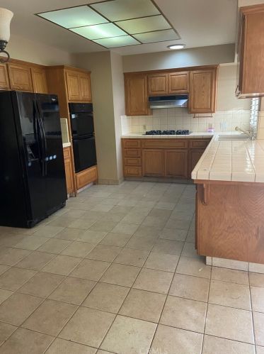 260 El Portal Dr, Merced, CA 95340-0931