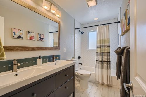 4700 Jason St, Englewood CO 80110-6413 exterior