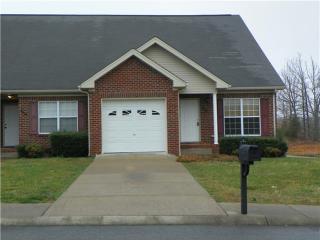 200 Johnstone Dr, Dickson, TN 37055-5839