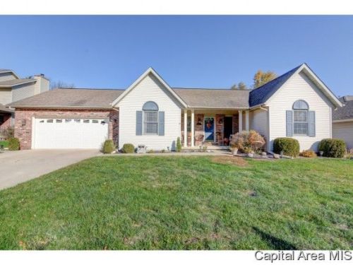 5 Brook Ln, Riverton, IL 62561-8003