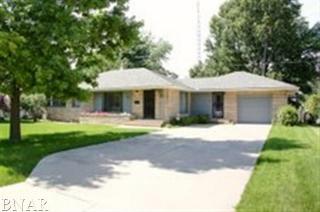 10 Woodruff Dr, Bloomington, IL 61701-3341