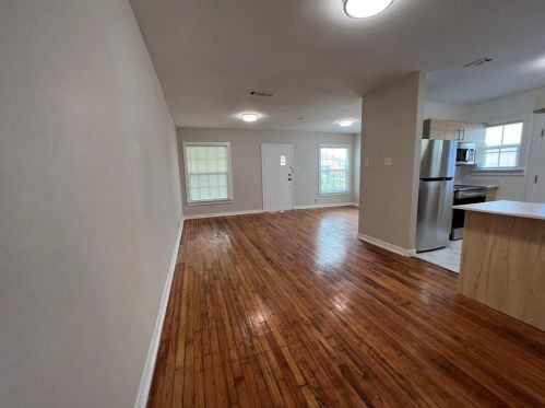 3137 4th St, Fort Worth TX  76107-2113 exterior
