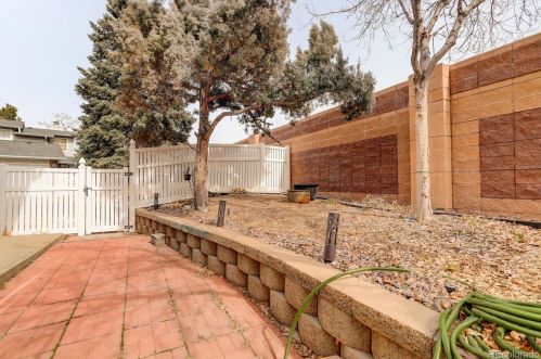 2748 Xanadu Way, Denver CO  80014-3443 exterior