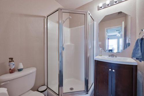 10600 Wild Oak Dr, Fort Worth TX  76140-5437 exterior