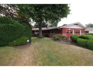 2195 Dalton Dr, Eugene OR  97404-2089 exterior