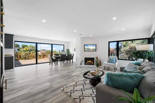 4060 Miraleste Dr, Palos Verdes Estates, CA 90275-6525