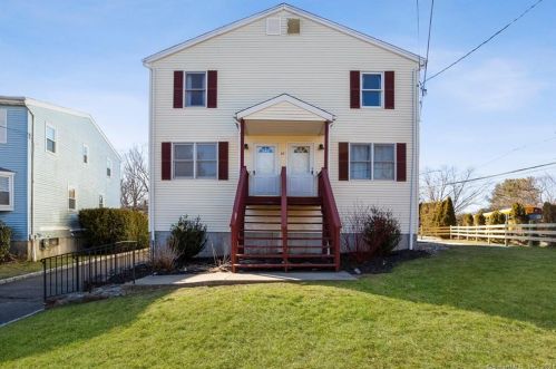 43 Nash Pl, Norwalk, CT 06854-1404