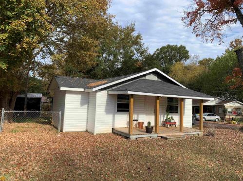 207 Lincoln St, Lafayette, GA 30728-2995