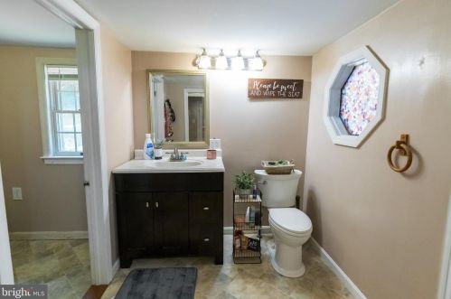 6902 Williamsport Pike, Falling Waters WV  25419-4512 exterior