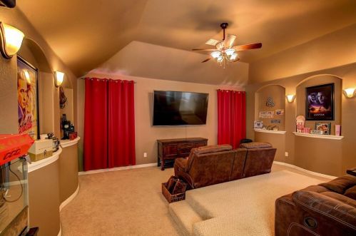 1408 Flowers Dr, Carrollton TX 75007-1470 exterior