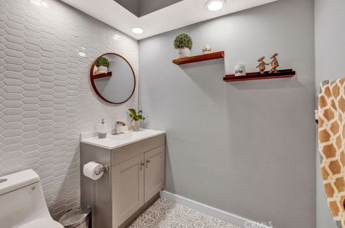 18158 Rustic Ct, Santa Ana CA  92708-6855 exterior