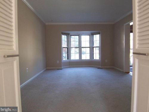 6005 Queenston St, Springfield VA  22152-1723 exterior