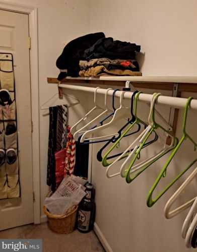 100 Chestnut Ave, Camden NJ  08107-2207 exterior