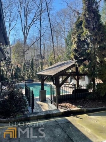 5410 High Point Rd, Atlanta GA  30342-1447 exterior