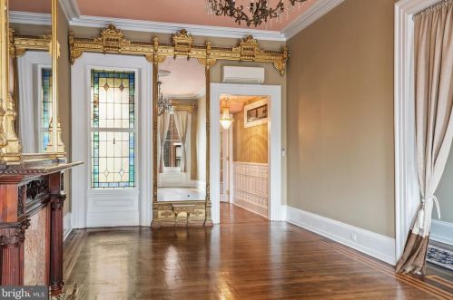 758 10th St, Philadelphia PA 19123-1966 exterior