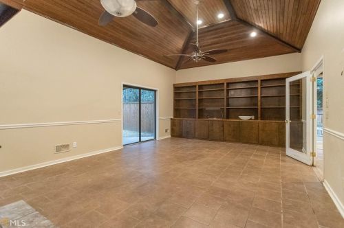 147 Plantation Trl, Statesboro, GA 30458-9133