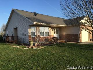 638 Williamson Ave, Chatham IL  62629-1594 exterior