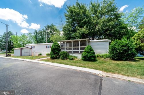114 Hillside Ave, Harrison Township, NJ 08062-9551