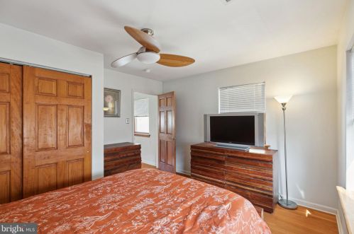 812 12 St, Philadelphia PA 19147-2624 exterior