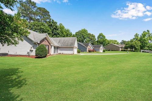 40 Birchwood Ct, Porterdale, GA 30014-1960