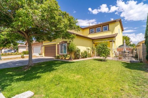 7856 Linares Ave, Riverside, CA 92509-6106