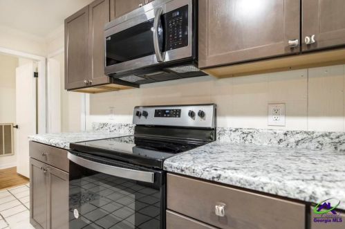 118 Dewey St, Warner Robins GA  31093-2411 exterior