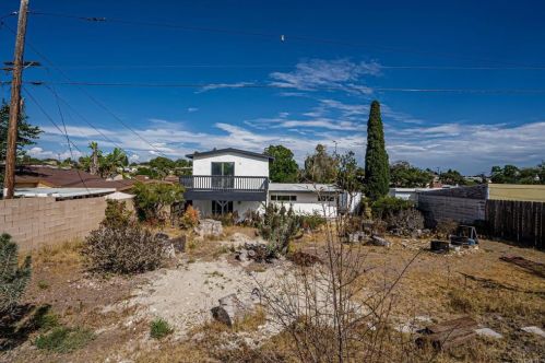 994 Barrett Ave, Chula Vista CA  91911-2215 exterior