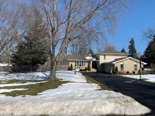 309 Skylark Dr, Hanover Park, IL 60108-1340