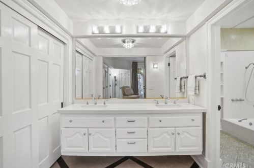 43 Sandpiper, Irvine CA  92604-3646 exterior