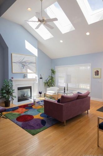 401 Strawberry Ln, Wapping, CT 06074-2097