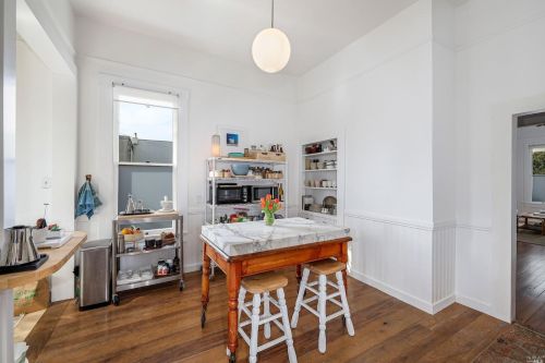 134 North St, Healdsburg, CA 95448-3822