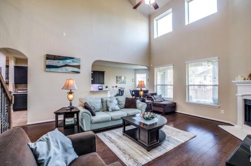 2402 Winter Trl Dr, Conroe TX  77304-2160 exterior