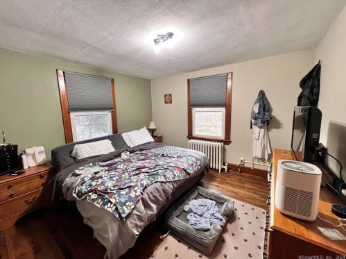 219 Barton St, Torrington CT  06790-5618 exterior
