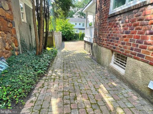 12 Sergeant St, Princeton, NJ 08540-5317
