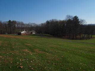 32 Millville Rd, Sandyston, NJ 07827-3158