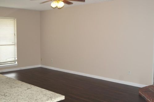 1217 Blanco Ln, Garland TX  75040-5465 exterior