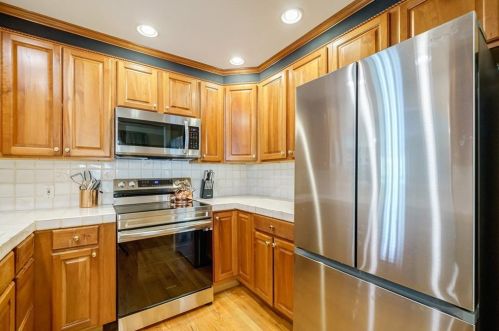 101 Bainbridge Dr, Atlanta GA  30327-4269 exterior