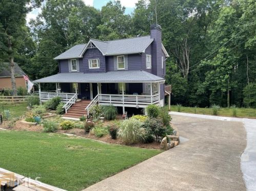 290 Lori Ln, Holly Springs, GA 30114-7108