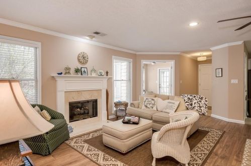 703 Bainbridge Dr, Atlanta GA  30327-4267 exterior