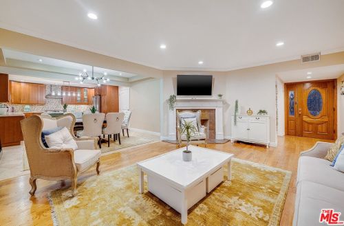 4915 Glencove Ave, Glendale CA 91214-1610 exterior