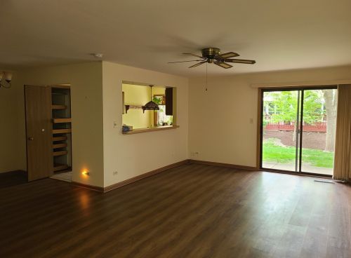 205 Walters Ln, Itasca, IL 60143-2879