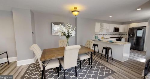 212 Lakeview Ave, Tavistock, NJ 08033-1829