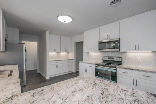 2250 Capri Dr, Fort Worth TX  76114-1949 exterior