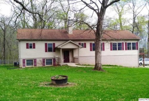 1923 1075th St, Mendon, IL 62351-2202