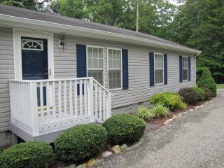 110 Old Post Rd, Scruggs, VA 24121-5945