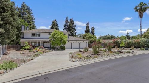 11530 Oak Hill Dr, Valley Home, CA 95361-9568