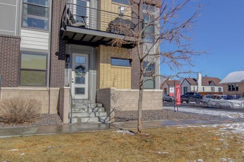 4001 Conejos Pl, Denver, CO 80204