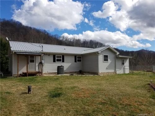 285 Gibson Branch Rd, Clyde, NC 28721-9301