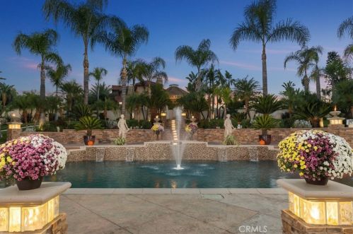 18003 Green Orchard Pl, Riverside CA  92508-8743 exterior